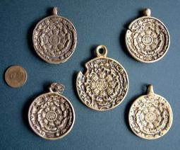 【五輪塔】老件天銅精制『卍九宮八卦卍』火供法會加持過的ㄛ!! 歷史價格詳細信息