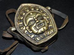 早期藏傳純銅神尊-鎏金藥師佛#05（西藏/密宗/藏傳/正宗/古董/收藏/銅爐/香爐/銅器/擺飾/珍藏/明朝/清朝/藝品/神像/佛像） 歷史價格詳細信息