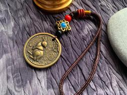 【畫意坊】 #天然黃金星光貝 暗紅色金剛杵  6mm x 108珠 自然光拍照 歷史價格詳細信息