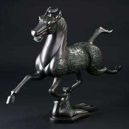 【燕踏枝】一組3雙入藝文復興休閒男襪街頭塗鴉個性潮流中筒襪禮盒裝透氣新疆棉襪子男 歷史價格詳細信息