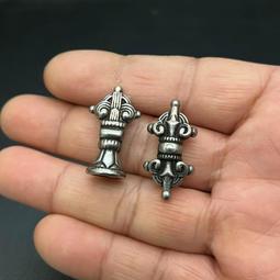 藏傳老寒鐵朝天吼九宮八卦牌吊墜 藏式護身腰牌掛件156 歷史價格詳細信息