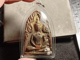 泰國佛牌~帕必達~Phasuk形制~阿羅漢聖僧昭坤諾參與開光~Wat Lao(曼谷)~值得收藏(0108C) 歷史價格詳細信息