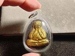 泰國佛牌~帕必達~Phasuk形制~阿羅漢聖僧昭坤諾參與開光~Wat Lao(曼谷)~值得收藏(0108C) 歷史價格詳細信息