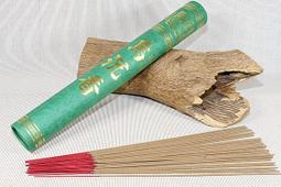 環保立香【和義沉香】《編號B302》老山環保立香 手工檀香環保立香 氣味香醇 尺3/尺6 1斤裝$400 歷史價格詳細信息