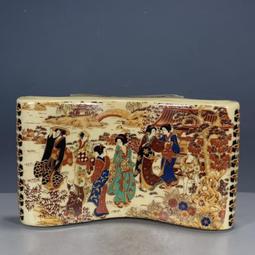 古董古玩明清官窯老瓷器收藏 清代乾隆年制琺瑯彩孔雀花卉梅瓶 歷史價格詳細信息