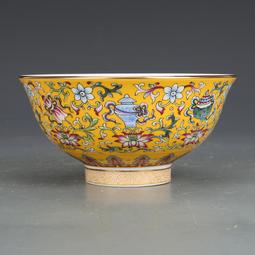 清乾隆琺瑯彩八仙八方瓶古董古玩收藏真品包老保真老物件瓷器 歷史價格詳細信息