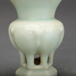 宋瓷收藏南宋官窯粉青釉花口碗古董古玩五大名窯舊貨老貨收藏擺件 歷史價格詳細信息