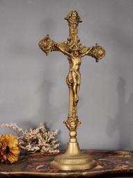 老十字架 耶穌受難十字架 吊墜 長3.5公分寬2.1公分 歷史價格詳細信息