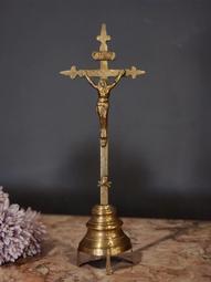 老十字架 耶穌受難十字架 吊墜 長3.5公分寬2.1公分 歷史價格詳細信息