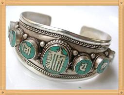 藏銀手鐲4件（可調大小） 歷史價格詳細信息