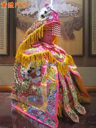 新合成佛具繡莊&quot;實體門市&quot;特賣手工 神衣 關公 關聖帝君 特A級 古體粒鱗衣 神衣 龍袍 奉帽 神明衣 佛衣(不含神尊) 歷史價格詳細信息