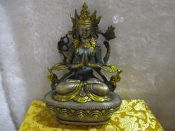 銅佛像；泥脫金鎏金釋迦摩尼，胎體厚重，敦厚古樸，手工敲打鏨底767 歷史價格詳細信息