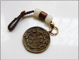 西藏特色九宮八卦牌吊墜六字真言汽車掛件男女款情侶包包鑰匙掛飾 歷史價格詳細信息