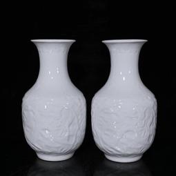 古瓷器 古董瓷器 元代白瓷雕刻龍鳳內畫青花內府龍鳳盤（4.5&times;18.3cm）160-31846 歷史價格詳細信息