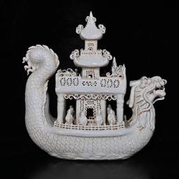 古瓷器 古董瓷器 宋代影青雕刻捏花塔瓶（40&times;23cm） 800-7726 歷史價格詳細信息