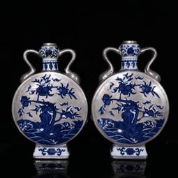 古瓷器 古董瓷器 大清乾隆黃釉雕刻竹節紋玉壺春瓶（有一對）（42&times;27cm）1400-5774 歷史價格詳細信息