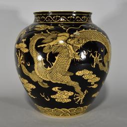 古瓷器 古董瓷器 清雍正紅釉鑲寶石回流梅瓶58&times;33:1600-3887 歷史價格詳細信息