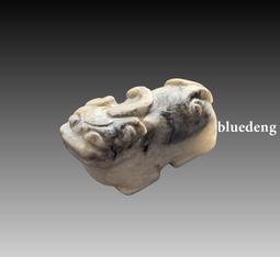 【璞鑒備案】明代瑞獸銜靈芝，真偽無憂。尺寸見圖。和田青白玉質15041 歷史價格詳細信息