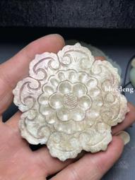 明代和田白玉狴豻掛件，尺寸寬40高35'6厚18'5毫米。玉10210 歷史價格詳細信息