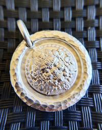 純銀黃財神銀餅  S999千足銀手打銀餅黃財神，藏傳中的護法62 歷史價格詳細信息