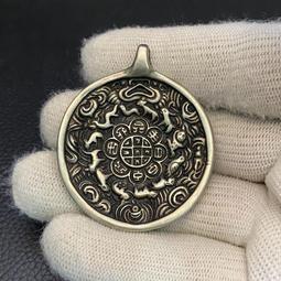 西藏黃利馬銅蓮花九宮八卦牌 藏式護身牌掛件腰牌！453 歷史價格詳細信息