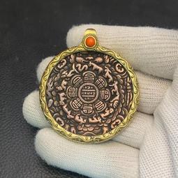 西藏黃利馬銅蓮花九宮八卦牌 藏式護身牌掛件腰牌！453 歷史價格詳細信息