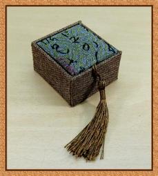 [阿輝小舖]-極品天然開運招財[瑪瑙水晶聚寶盆, 晶洞]---招財開運必備風水聖品(編號:F0017-02) 歷史價格詳細信息