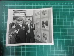 【台灣博土TWBT】201901-067 吳榮根義士 前往韓國駐華大使館 拜會金鐘坤大使  照片  民國71年11月3日 歷史價格詳細信息