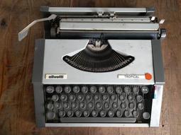 Olivetti Builds: Modern Architecture in Ivrea -9788881187423 歷史價格詳細信息