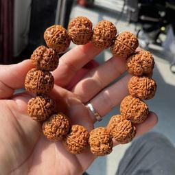 【熱賣】文玩佛珠手串金剛菩提子黑檀木崖柏紫金鼠綠檀黃花梨手持木質念珠【台灣公司免稅開發票】 歷史價格詳細信息