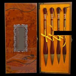 全館免運【四支裝】韓貝兒奢寵皮包柔霧口紅套盒包包口紅不掉色四支裝套盒 歷史價格詳細信息