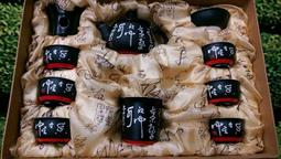 富滿家負氧離子能量陶瓷茶具組_BN5 手採茶、綠茶、烏龍茶、送禮、禮盒、禮品、陶瓷茶具、茶杯組 歷史價格詳細信息