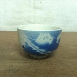 WH8040【四十八號老倉庫】全新 早期 台灣 淡黃釉 手繪 胭脂紅 花 大碗公 25.8cm 1碗價【懷舊收藏拍片道具 歷史價格詳細信息