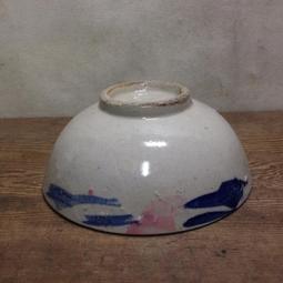WH11862【四十八號老倉庫】全新 早期 台灣 手繪 青花 胭脂紅 花 碗 麵碗 湯碗 17.3cm 有瑕 1碗價 歷史價格詳細信息