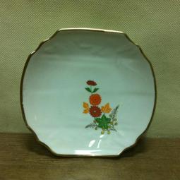 WH9876【四十八號老倉庫】全新 早期 台灣 金義合 金邊 紅紫藍花 碟 盤 點心盤 11.6cm 2碟價 歷史價格詳細信息