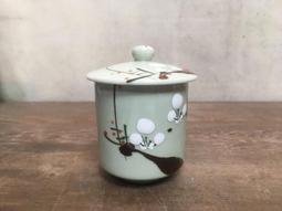 WH16099【四十八號老倉庫】全新 早期 台灣 手繪 梅花 杯 蓋杯 茶杯 200cc 1蓋杯價【懷舊收藏拍片道具】 歷史價格詳細信息