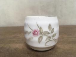 WH16508【四十八號老倉庫】全新 早期 台灣 手繪 NG 白梅花 碗 麵碗 湯碗 15.5cm 1碗價 歷史價格詳細信息