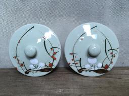 WH22387【四十八號老倉庫】全新 早期 台灣 淡土黃釉 手繪 梅花杯杯蓋 8cm 1蓋價【有瑕】【懷舊收藏拍片道具】 歷史價格詳細信息