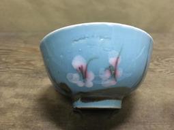 WH24738【四十八號老倉庫】全新 早期 台灣 黑嘴必阿 扇花竹鳥紋 碗 飯碗 12cm 1碗價 原瑕【懷舊收藏拍片道 歷史價格詳細信息