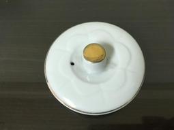 WH24975【四十八號老倉庫】全新 早期 台灣 素白 茶壺 壺蓋 7.7cm 1蓋價【懷舊收藏拍片道具】 歷史價格詳細信息