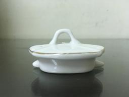 WH25007【四十八號老倉庫】全新 早期 台灣 銀邊 素色 茶壺 壺蓋 7.6/6.4cm 1蓋價【懷舊收藏拍片道具】 歷史價格詳細信息