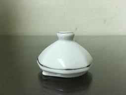 WH25652【四十八號老倉庫】全新 早期 台灣 金邊 高杯 茶杯 杯蓋 9.1/6.9cm 1蓋價【懷舊收藏拍片道具】 歷史價格詳細信息