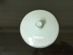 WH28659【四十八號老倉庫】二手 梅花 茶葉罐 高8.5cm 1罐價【懷舊收藏拍片道具】 歷史價格詳細信息