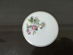 WH25741【四十八號老倉庫】全新 早期 台灣 雙色花 高杯 茶杯 杯蓋 9.8/8cm 1蓋價【懷舊收藏擺飾道具】 歷史價格詳細信息