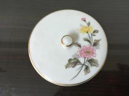 WH25359【四十八號老倉庫】全新 早期 台灣 金邊 粉紅花 茶杯杯蓋 7.5/5.9 cm【懷舊收藏擺飾道具】 歷史價格詳細信息