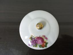 WH25490【四十八號老倉庫】全新 早期 台灣 金邊 素色 小 茶壺 壺蓋 3.6/2.8 cm【懷舊收藏擺飾道具】 歷史價格詳細信息