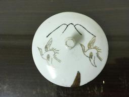 WH25490【四十八號老倉庫】全新 早期 台灣 金邊 素色 小 茶壺 壺蓋 3.6/2.8 cm【懷舊收藏擺飾道具】 歷史價格詳細信息