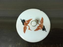 WH25490【四十八號老倉庫】全新 早期 台灣 金邊 素色 小 茶壺 壺蓋 3.6/2.8 cm【懷舊收藏擺飾道具】 歷史價格詳細信息