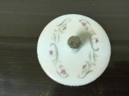 早期臺灣：藤面摺疊椅 × 5張（台中和盛傢俱、鳳凰牌、金屬折疊椅、北歐風格、老椅傢俱） 歷史價格詳細信息