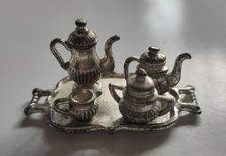 早期台灣外銷歐美原木底座銅質配件古典枱燈 歷史價格詳細信息